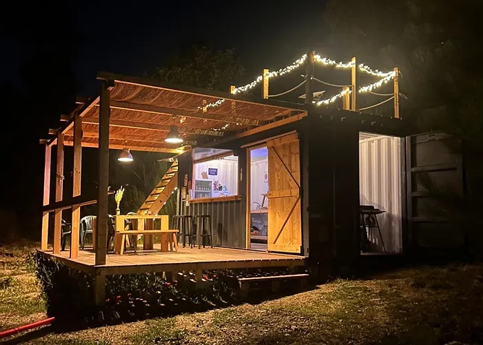 Alcmaria With Amazing Views At Zevariclub! אכסניה *