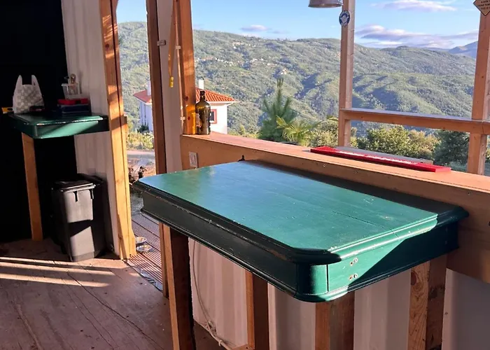 Alcmaria With Amazing Views At Zevariclub! *